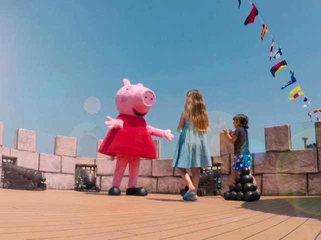 Peppa Pig Sube A Bordo De Los Barcos Costa Cruceros